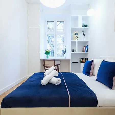 Apartment Helle Mit Designer-renovierung Hannover