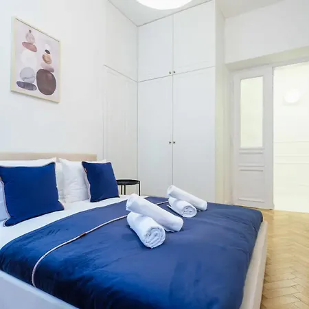 Helle Mit Designer-renovierung Hannover